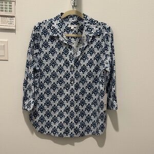 Chicos Size 1 No Iron Stretch Icat design